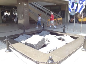 2014-05-17 11.55.33