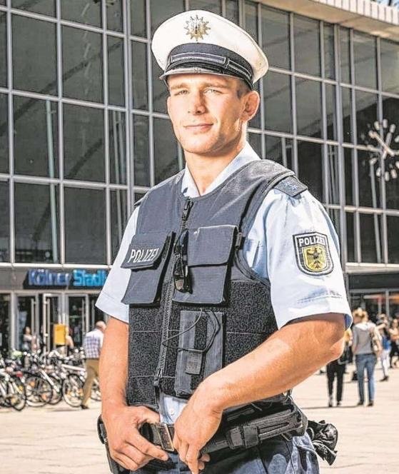 Nick Hein Polizist